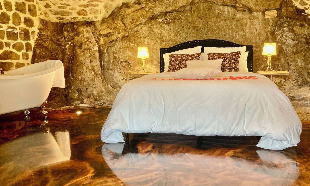 Asperjoc Bed & Breakfast | Romantic rock refuge - Private spa and exceptional panorama