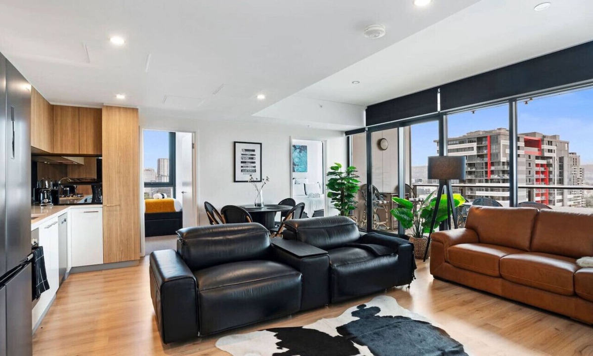 Adelaide Central Business District Apartment | Frank & Franki @ West Franklin