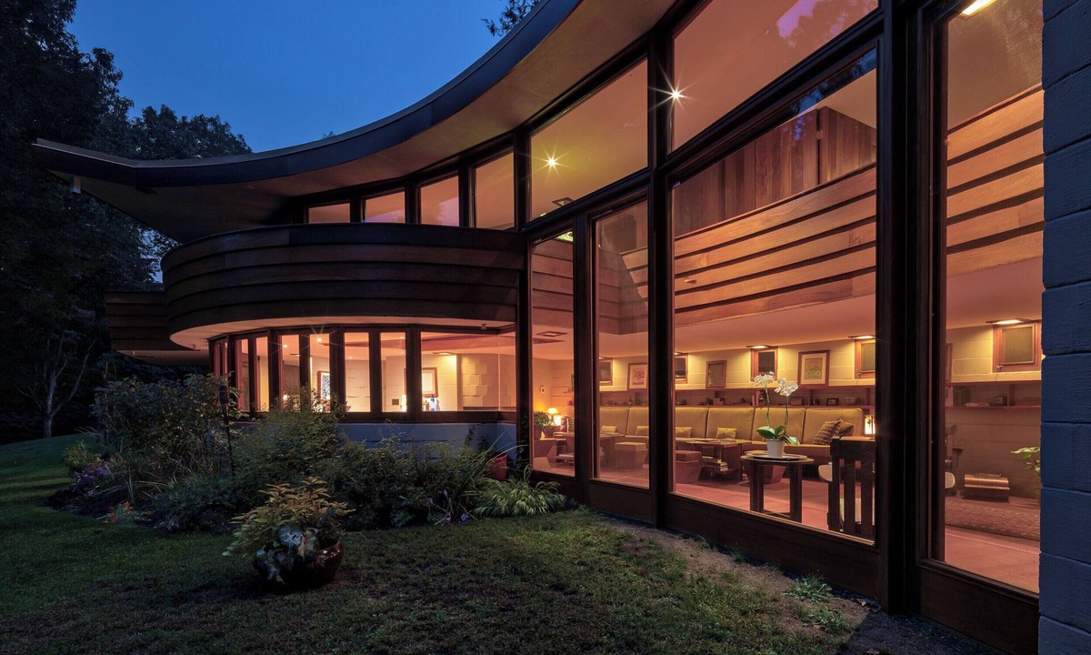 Galesburg House | Frank Lloyd Wright's The Meyer House