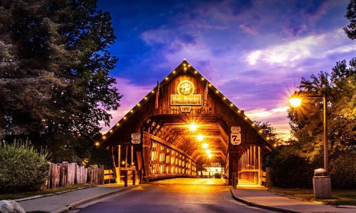 Birch Run Township House | Frankenmuth County Escape