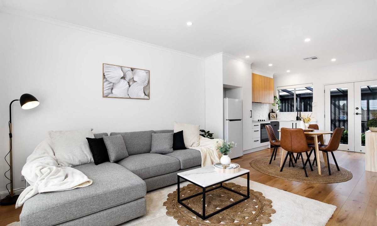 Henley Beach Apartment | Frankie's Retreat Henley Beach