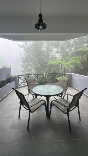 Bukit Fraser Apartment | Fraser's Haven SilverparkResort Walk down 8 steps