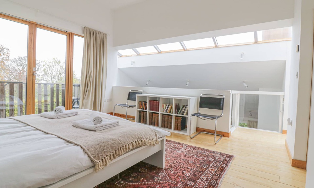 Harleston Cottage | Frater House