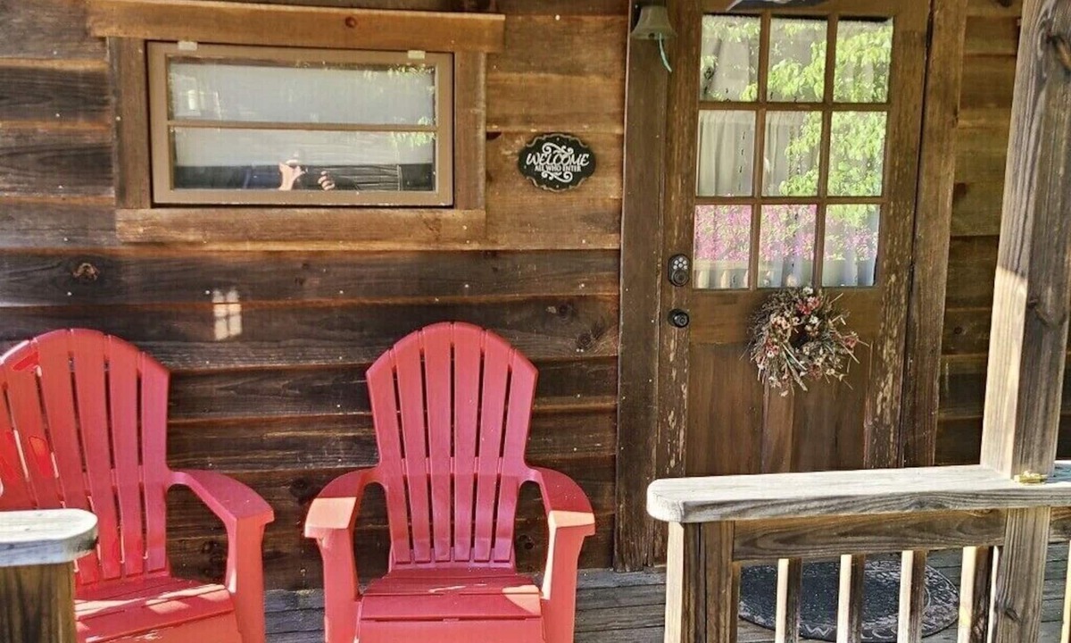Flat Rock Cabin | Fred's bungalow: a cabin