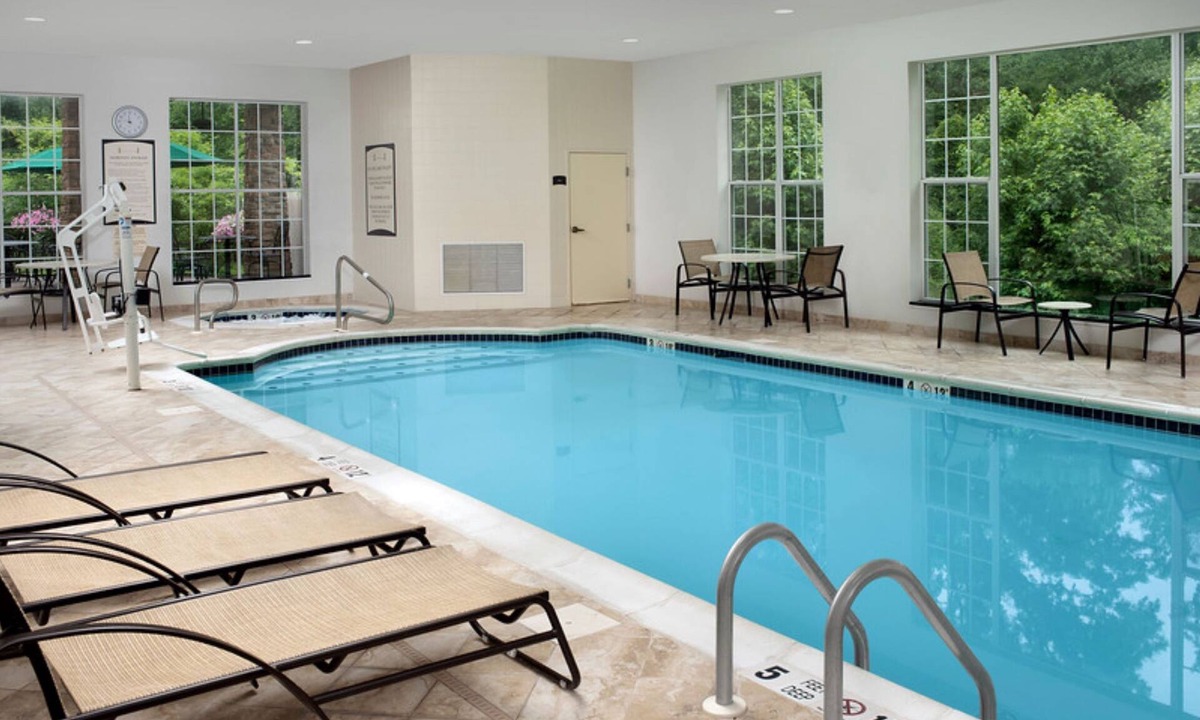 North Brunswick Condo | Free Breakfast. Indoor Pool. Great for Business Travelers!