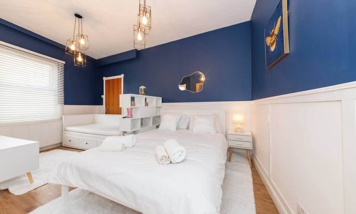 Caversham Apartment | Free Parking | 2 Beds Studio | River Thames