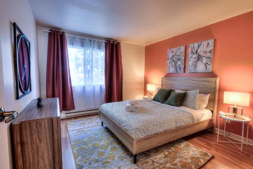 Pierrefonds-Roxboro Apartment | Free Parking! Montreal Adventure Home - Modern & Spacious Comforts!