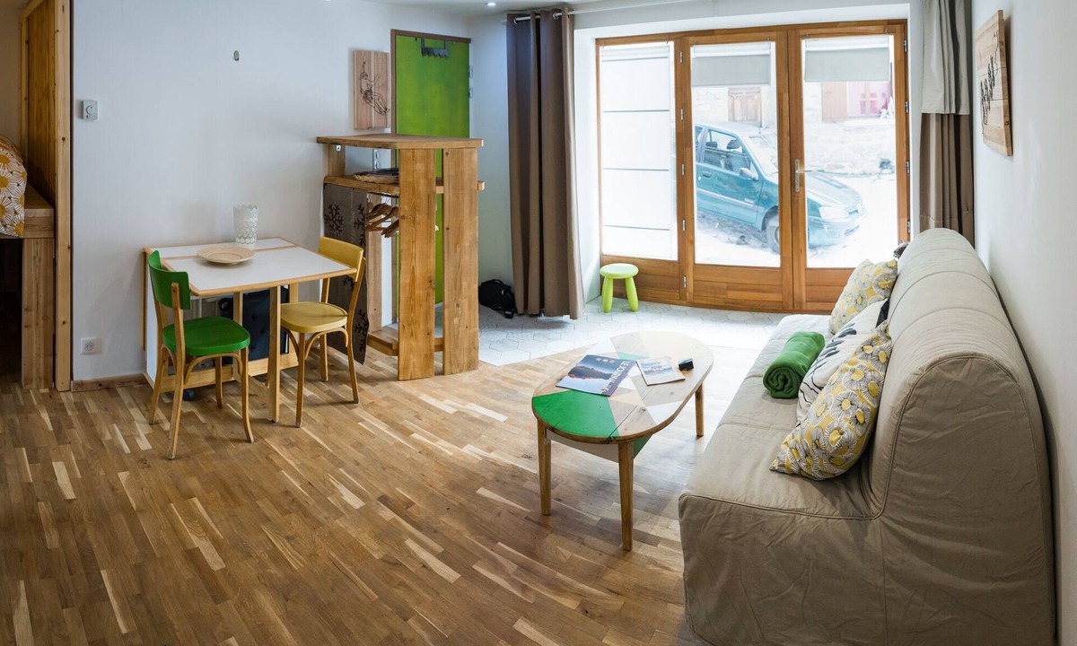 Villar-d'Arene House | Freedom from time