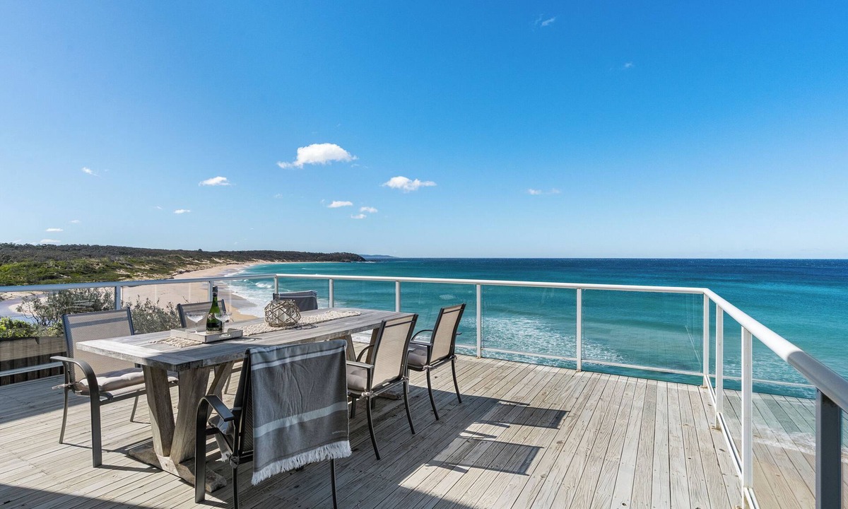 Manyana House | "Freedom on Sunset Strip" Absolute Sea Front Home