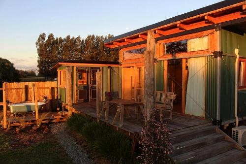 Haumoana House | Freefall Cottage