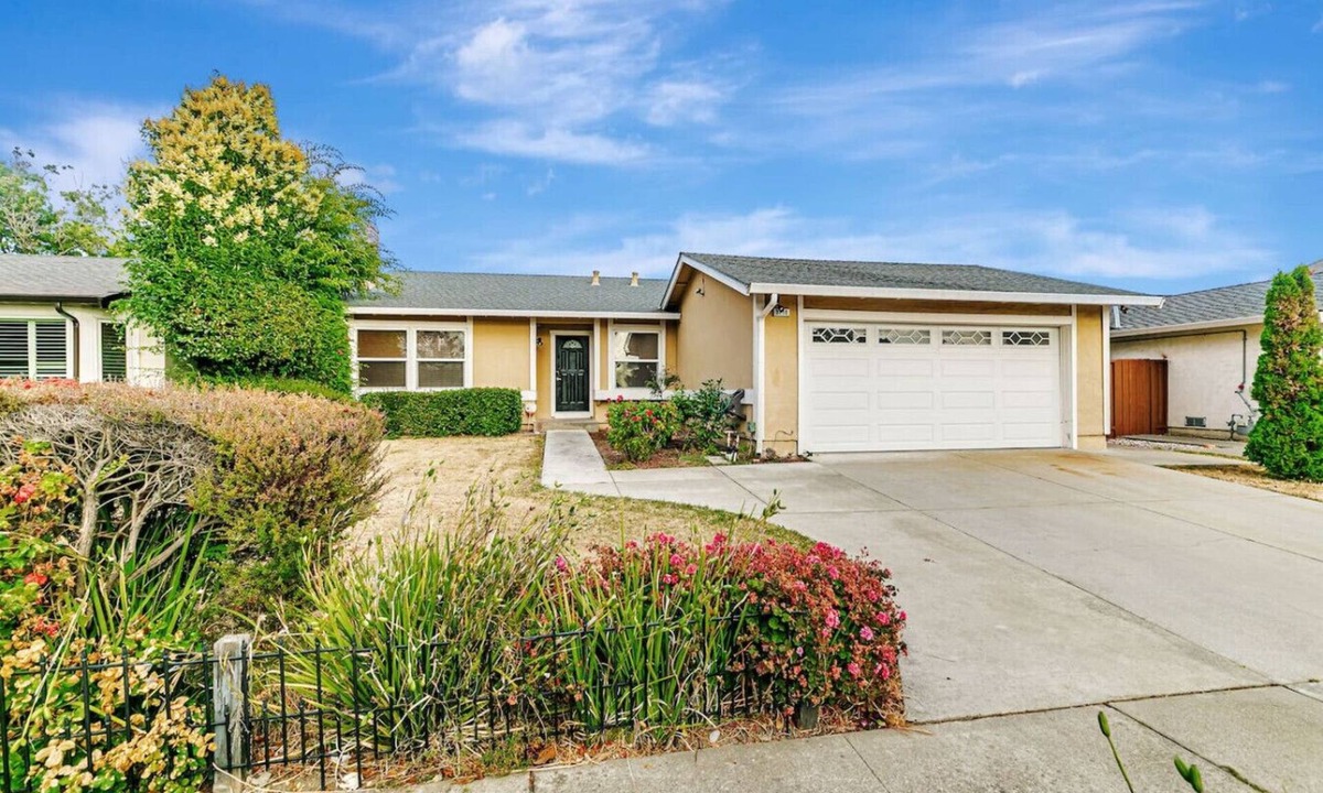 Fremont House | Fremont 4BD/2BA Gem w/Big Yard