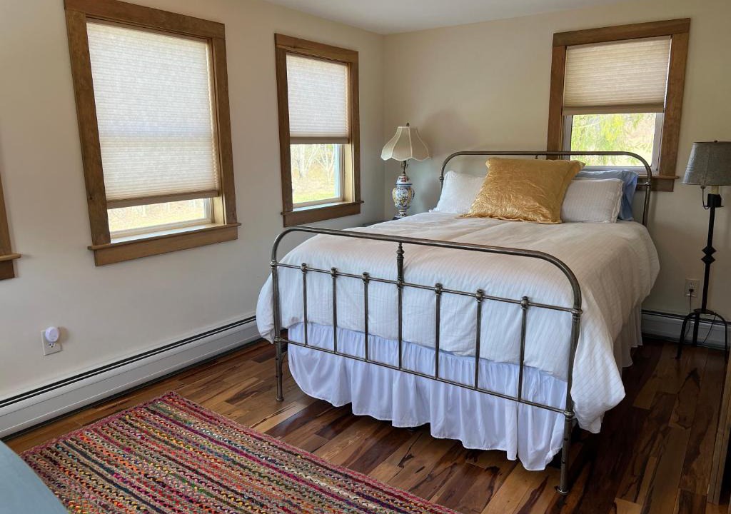 Fishs Eddy Bed & Breakfast | French Woods Farmhouse Bed & Breakfast