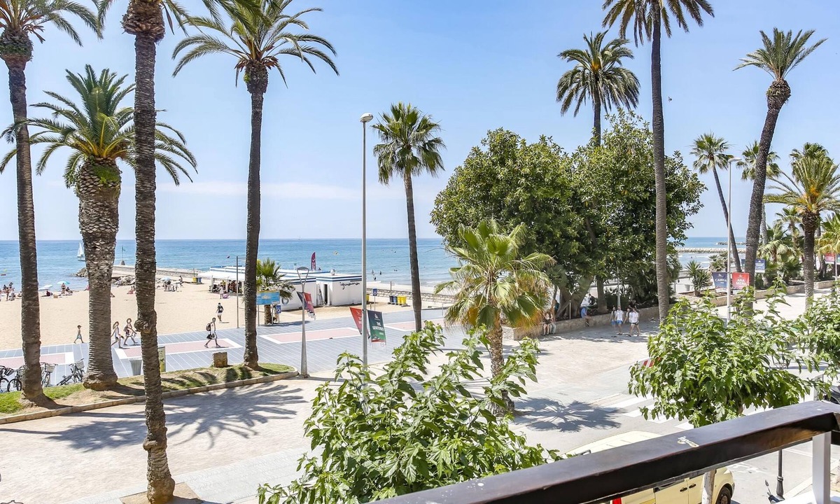 Sitges Town Center Apartment | Frenta al mar Reci n Reformado Pen Lope