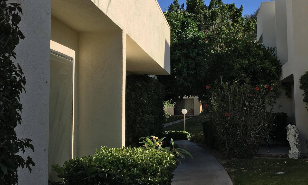 Palm Desert Condo | Fresh Modern Poolside&Tennis~So. Palm Desert~Feb 20 Onward Opened Up! Fun n Sun