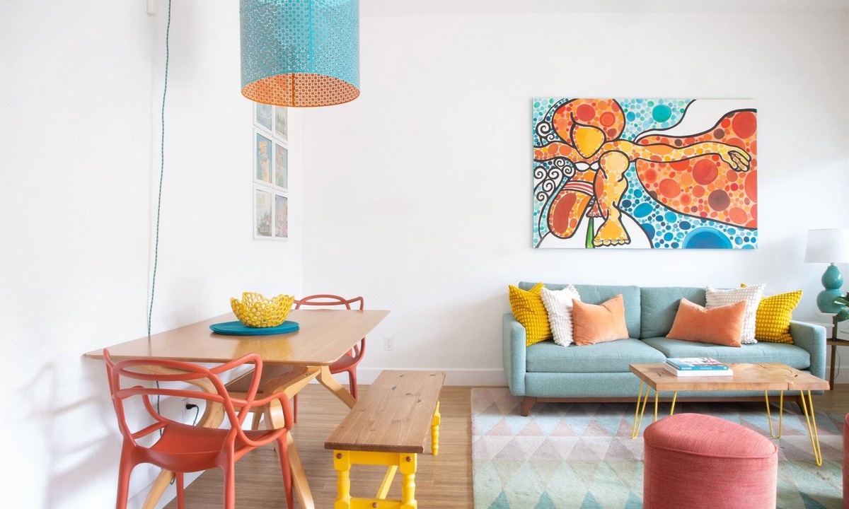 Encinitas Apartment | Fresh & Walkable Bright Beach Bungalow