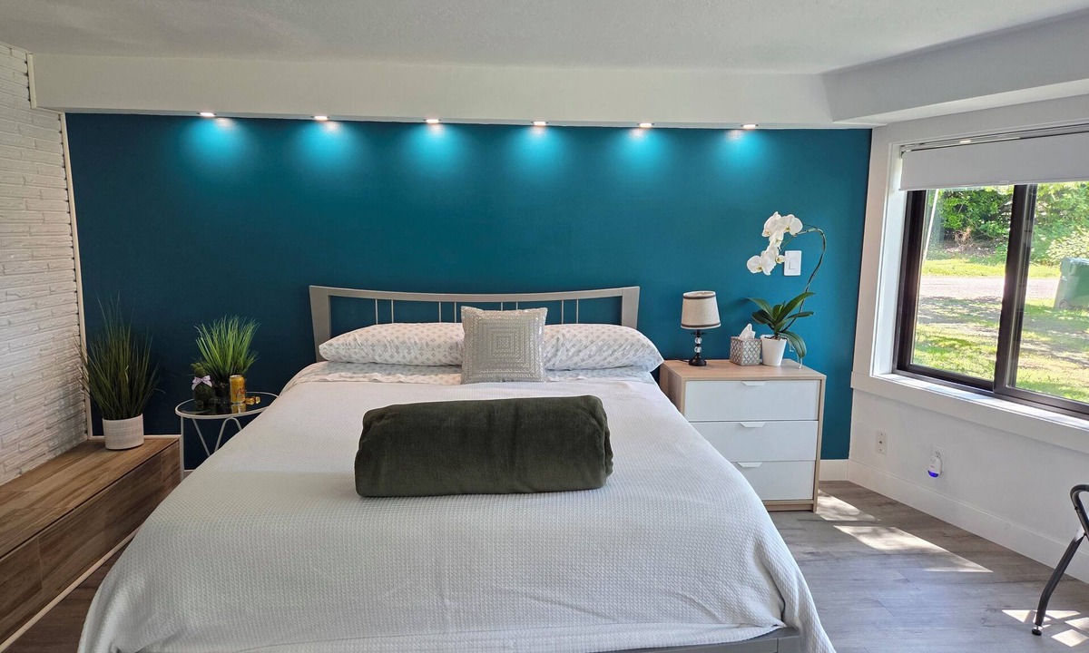 Beaverton Apartment | Freshly remodeled, modern & pet friendly unit!