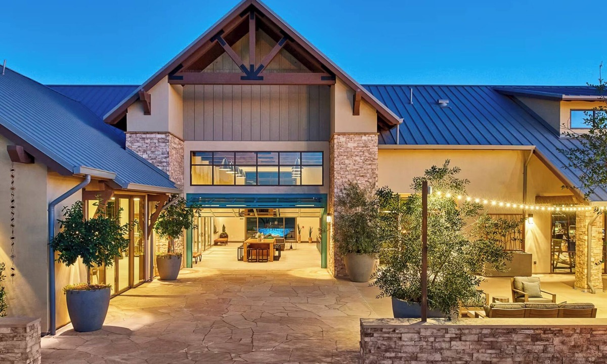 Raisin House | Fresno/Madera Luxe Modern Home