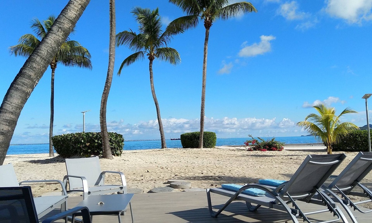 Nettle Bay House | Friendly Beach House