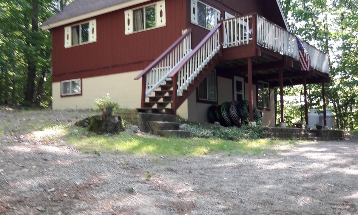 Eidelweiss Village Ski Chalet | Friendly Family Chalet In Eidelweiss Village minutes to N.Conway NH Storyland