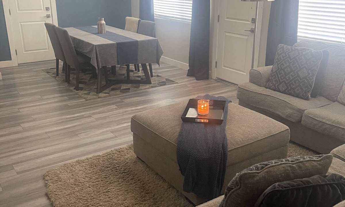 North Highlands House | Friendly Smoker Safe House