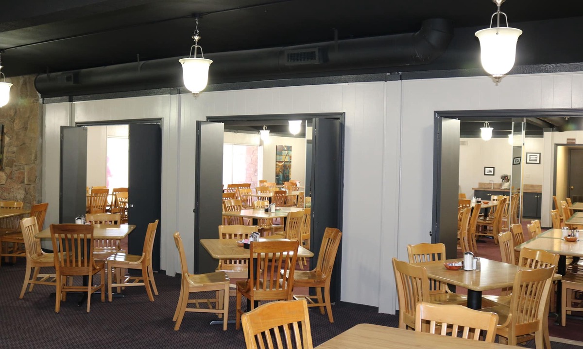 Altus Hotel | Friendship Inn