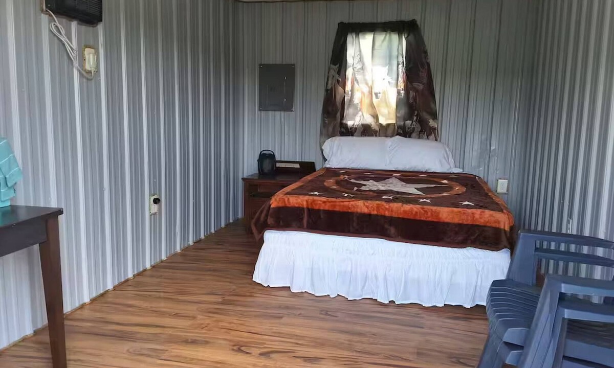Summerfield Cabin | Friesian Cabin