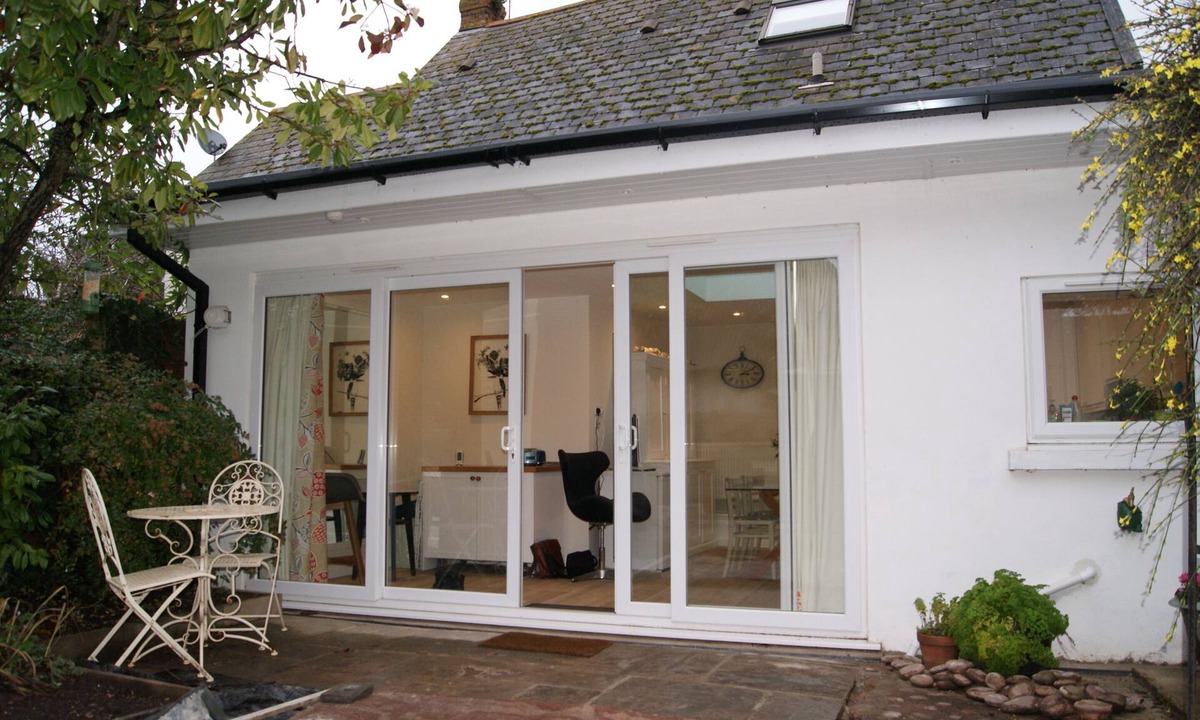 Topsham House | Frog Palace