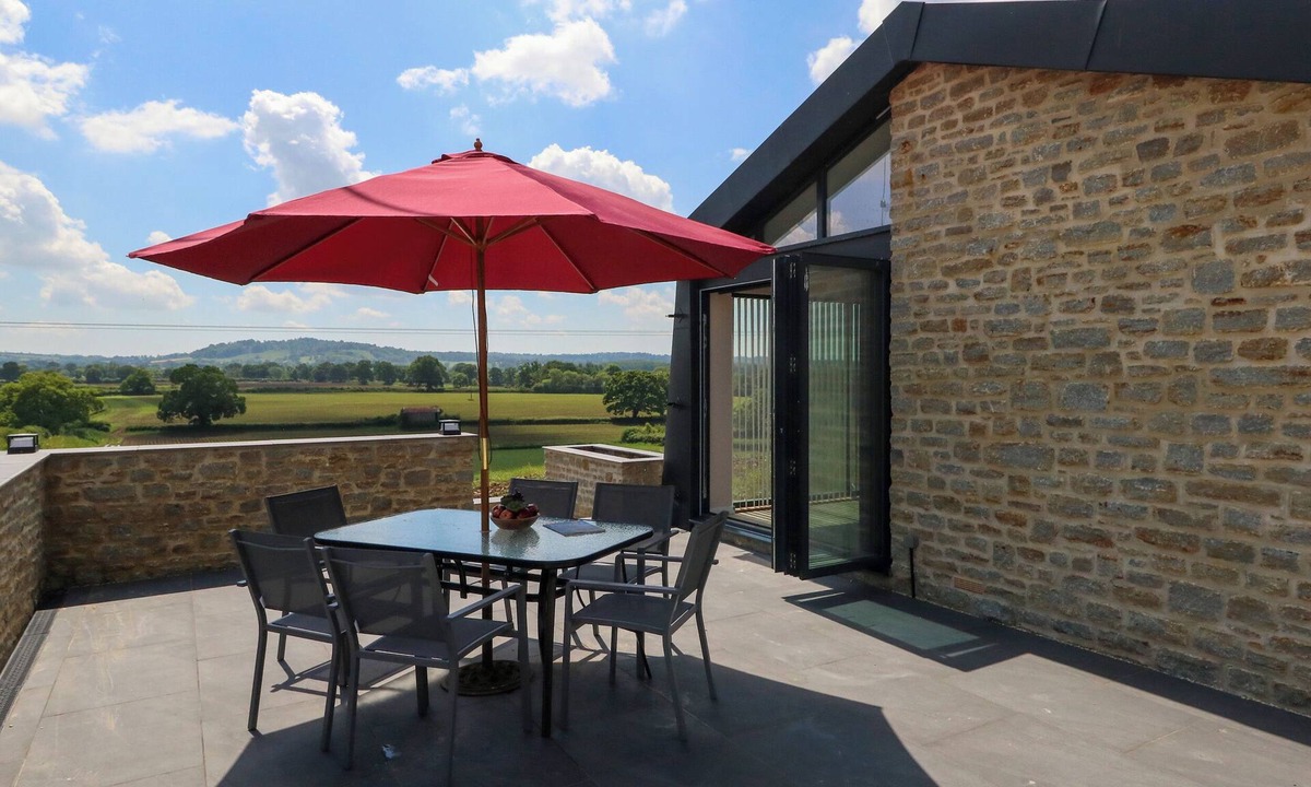 Sherborne Cottage | FROGWELL, pet friendly, with open fire in Yetminster