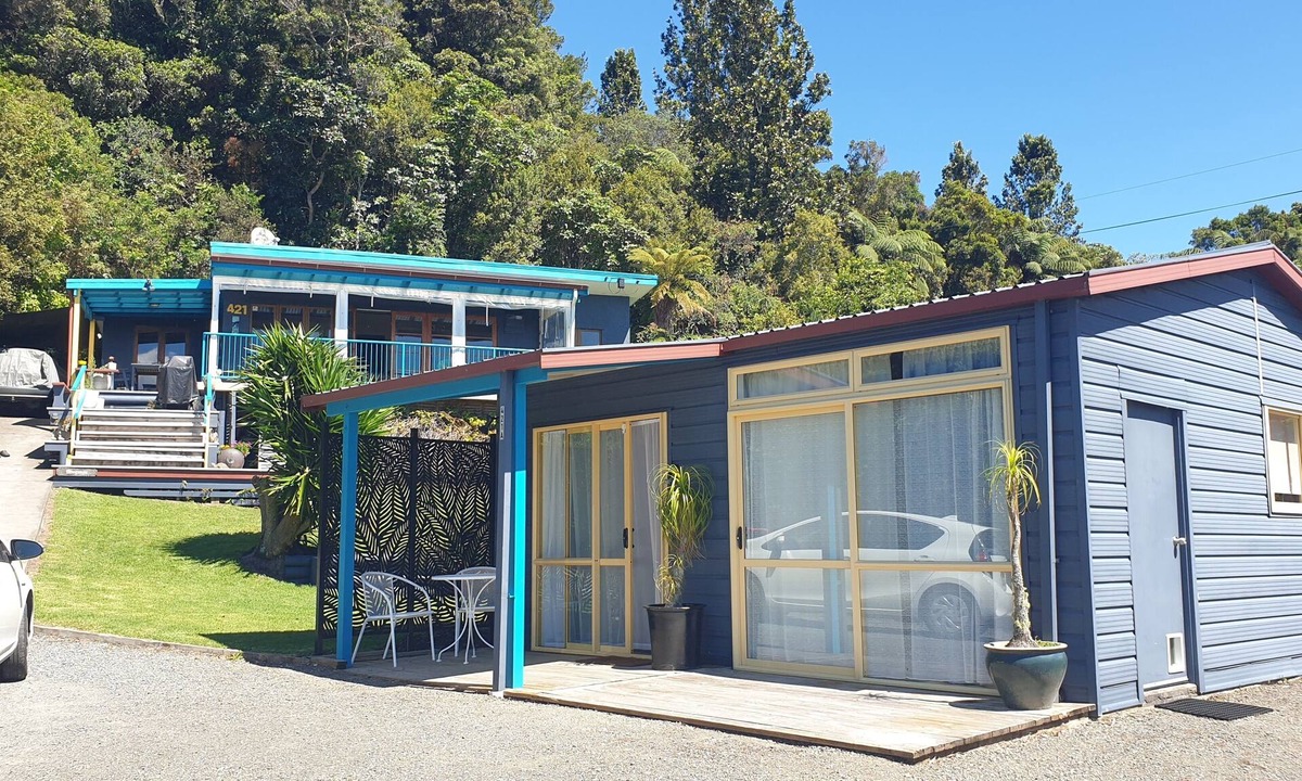 Rotoma Cottage | Front Cottage by Lakeside