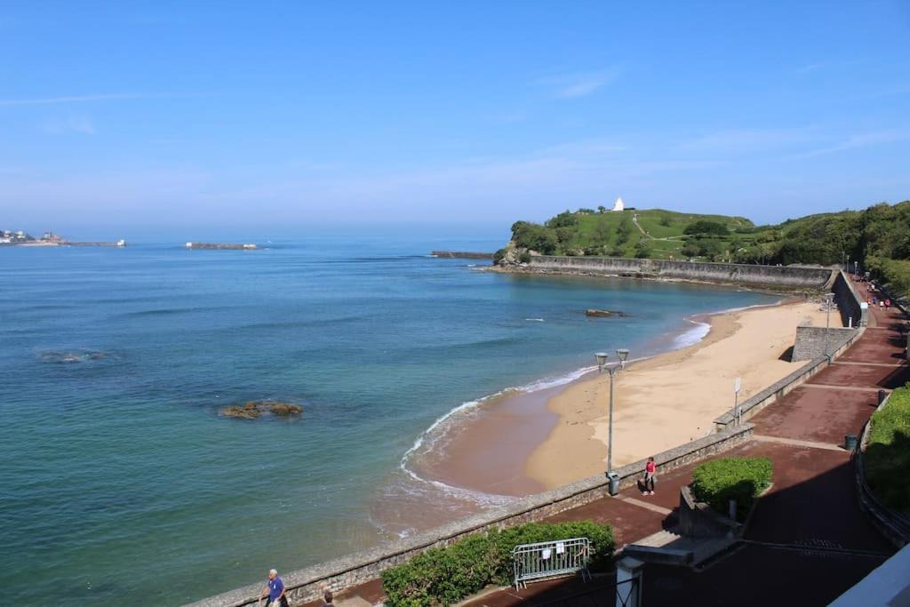 Saint-Jean-de-Luz Apartment | Front de mer