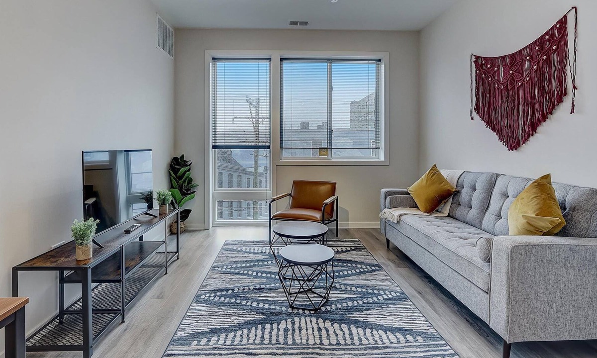 Brewerytown Apartment | Frontdesk | Convenient 1 BR Apt in Brewerytown