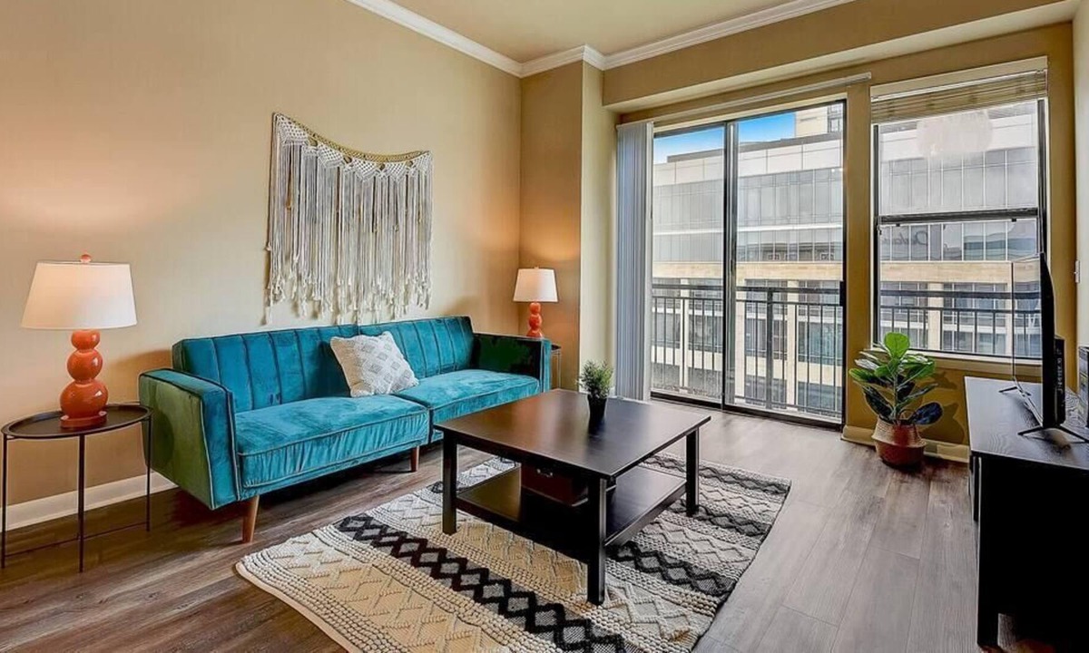 Cityplace Apartment | Frontdesk | Spacious 1 BR Apt near Downtown