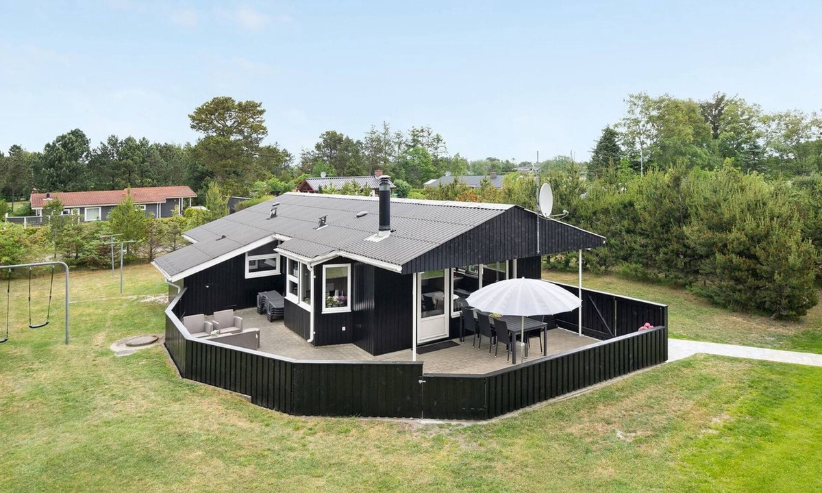 Nordost House | "Frudde" - 400m from the sea by Interhome