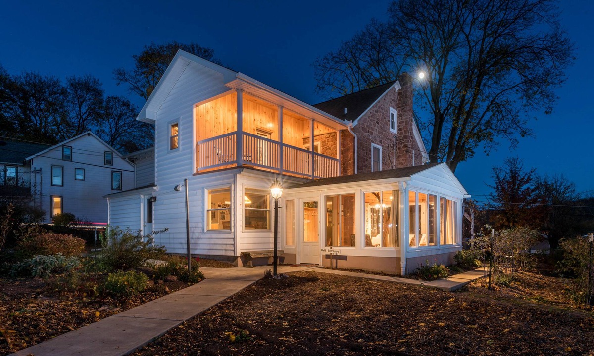 Reinholds Bed & Breakfast | Frush Farm Bed & Breakfast