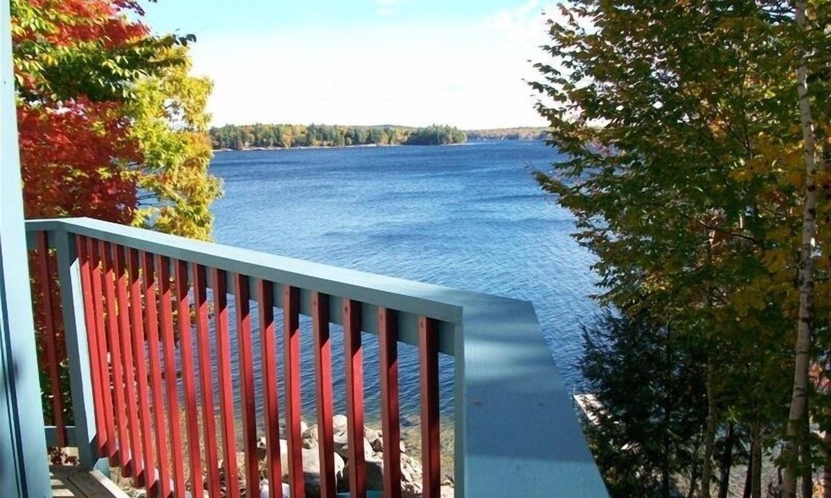 Standish House | Frye Island Outstanding Waterfront Property