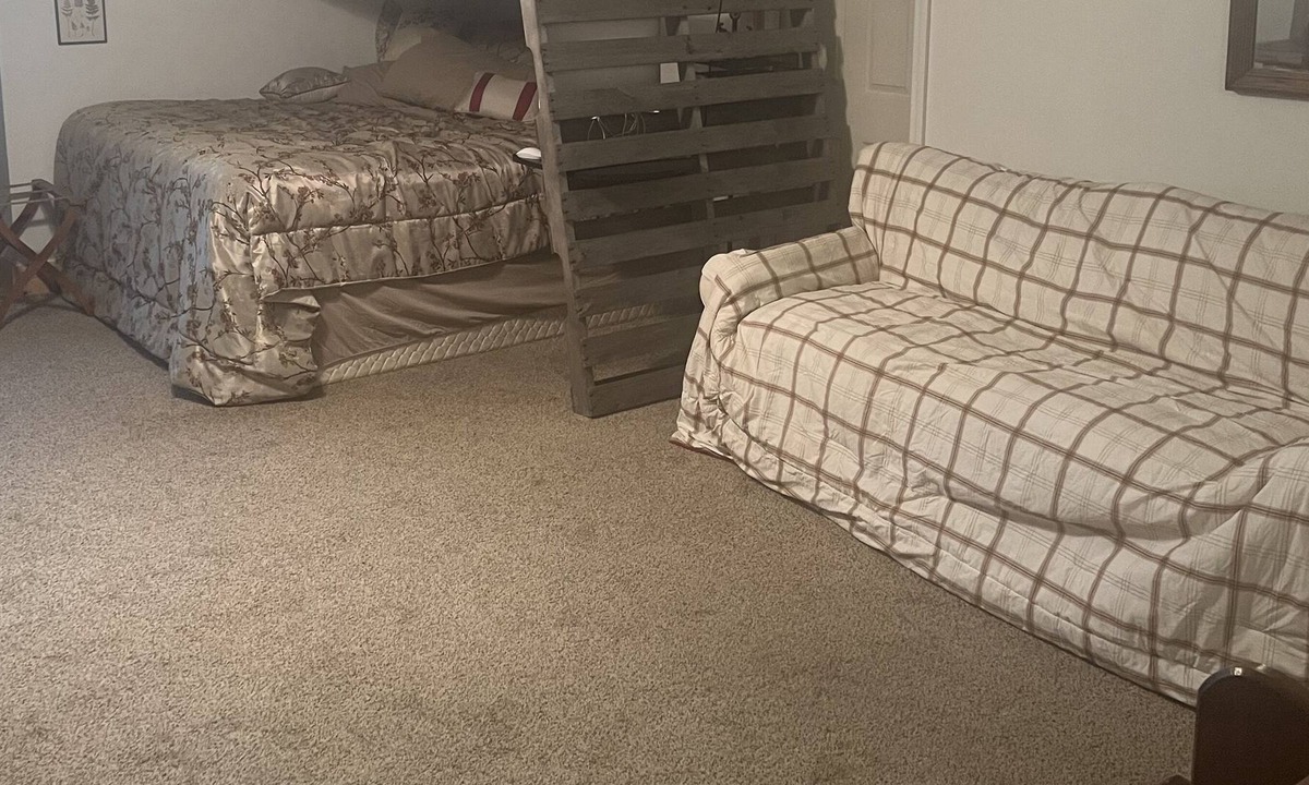 Fryeburg Apartment | Fryeburg Fair grounds rental