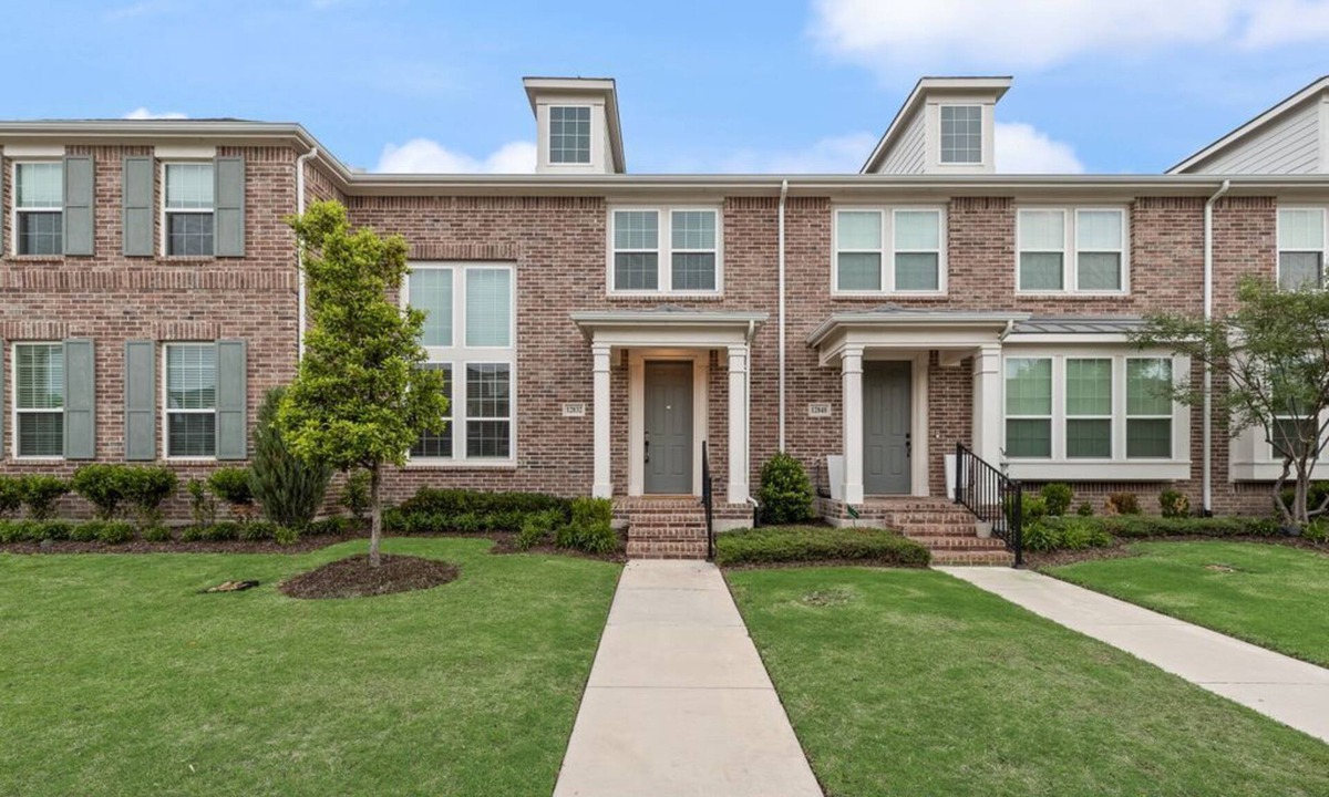 Frisco House | FS832–15 min to Toyota Base - Sleeps 4 - Free Parking