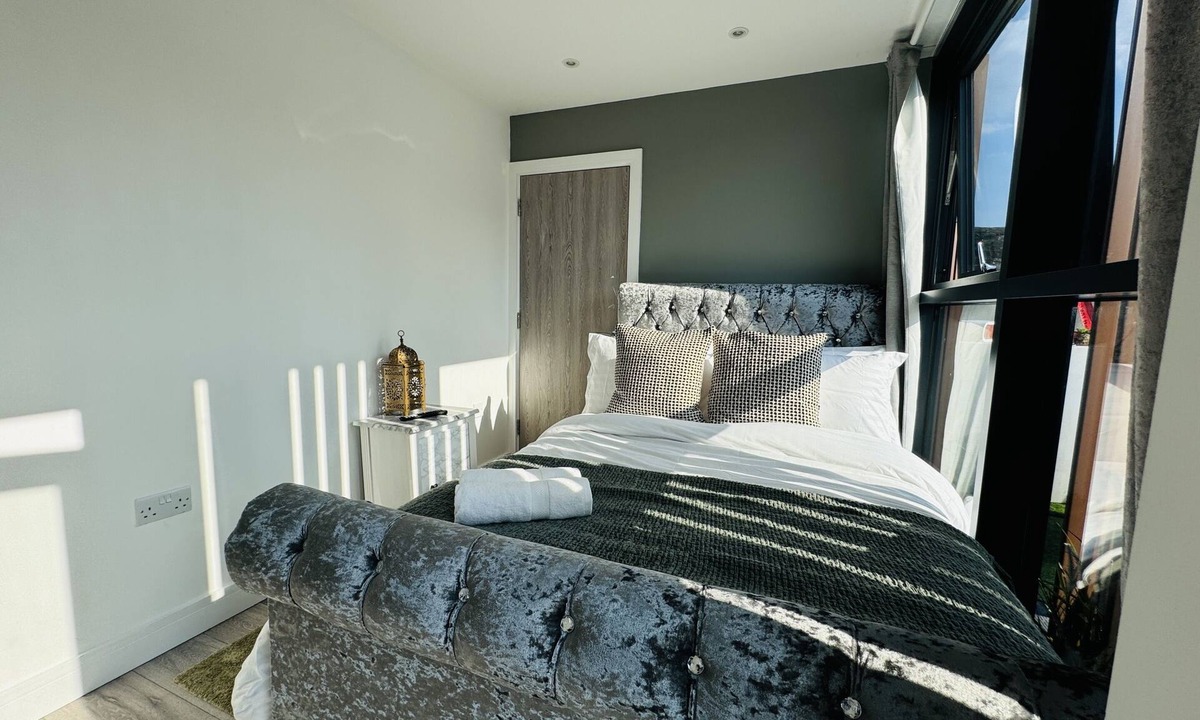 Weavers House | FT102 -Brick Lane Rooms