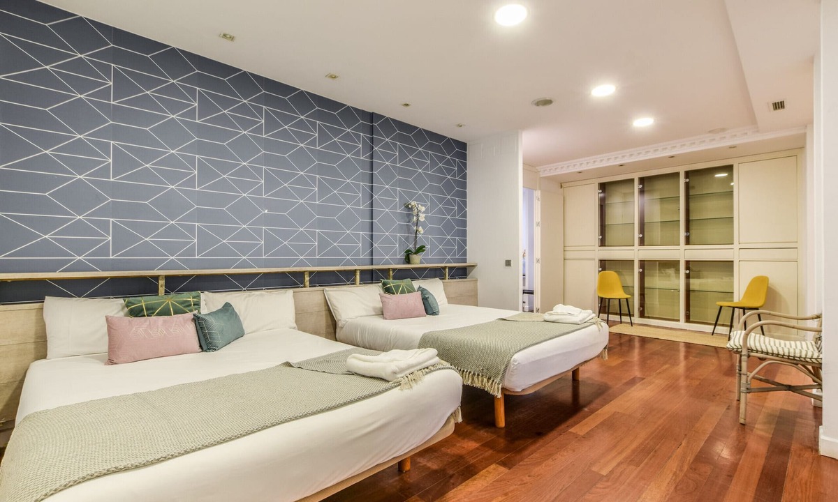 Justicia Apartment | Fuencarral V - Elegant and spacious apartment on Gran Vía