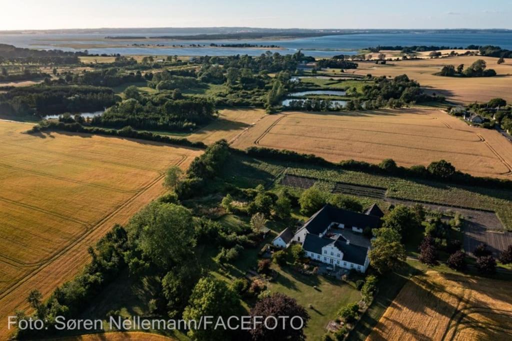 Togeholt Apartment | Fuglsanggaard. Private annex in nature.