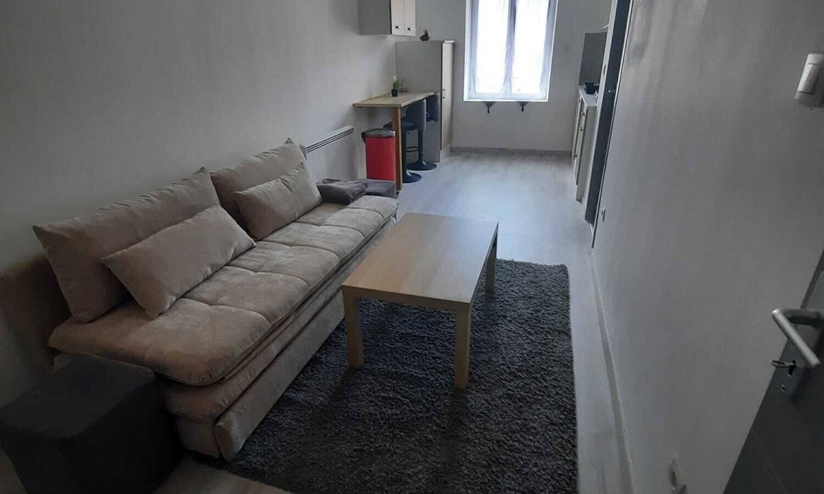 Saint-Julien-Molin-Molette Apartment | Fully-equipped apartment, Saint-Julien-Molin-Molette