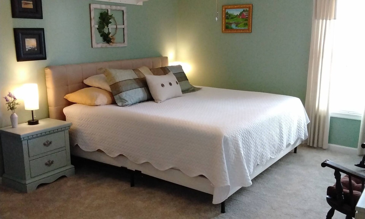Goode Apartment | Full Terrace Apt. near Universities, Mountains, Lakes, D-Day Memorial, LU