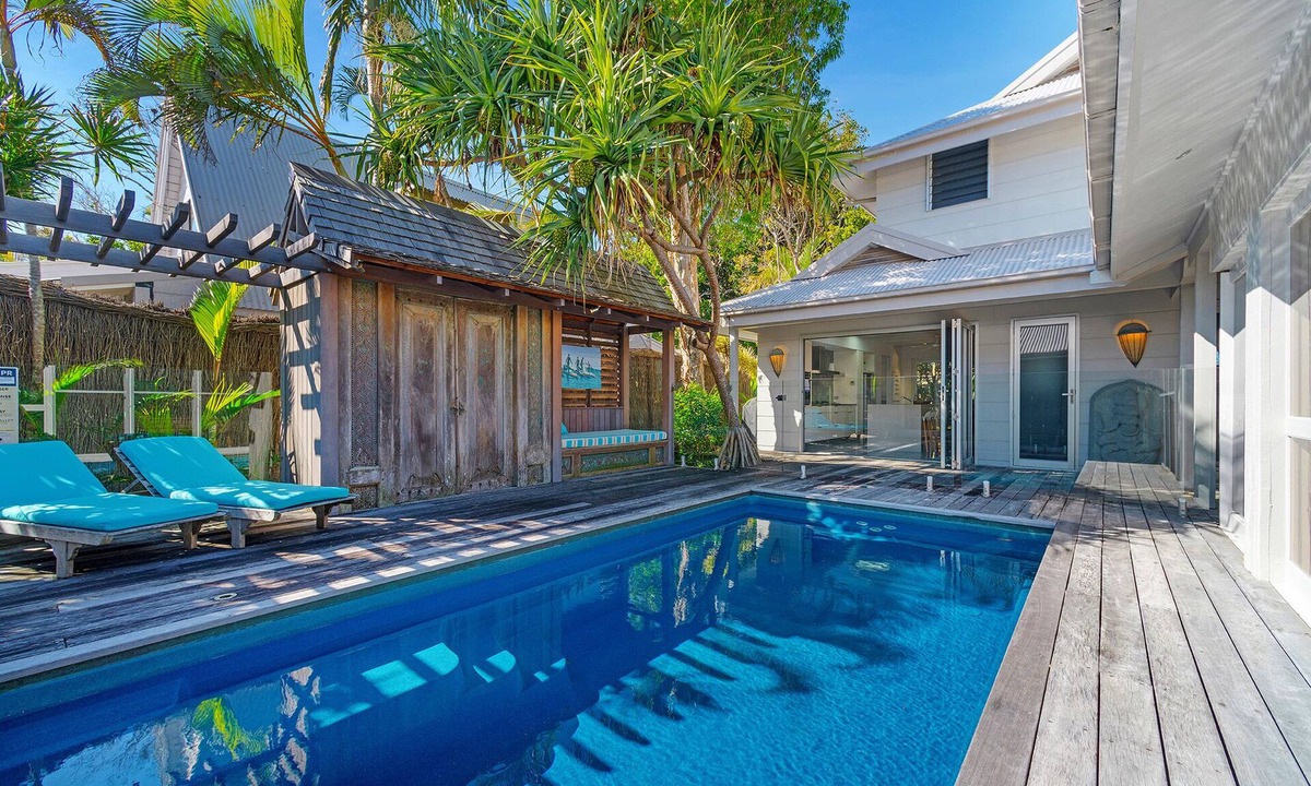 Suffolk Park House | Fuller Holidays - Adrift Beachfront Suffolk