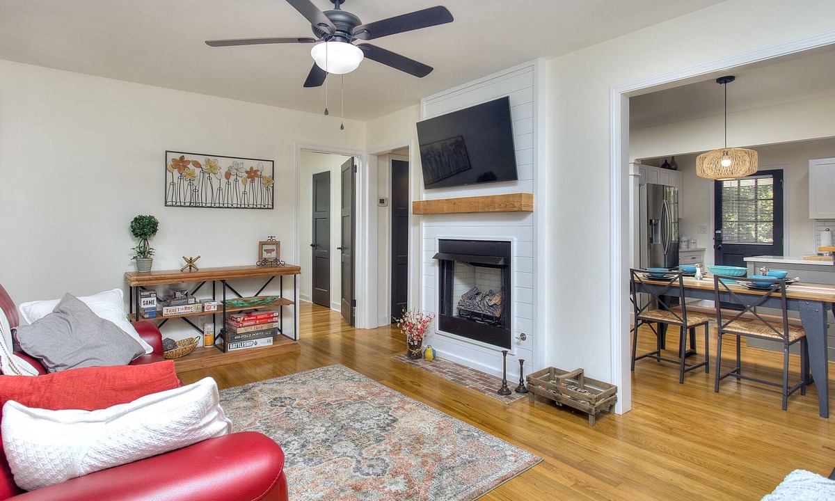 Hapeville Cottage | Fully Appointed & Pet Friendly