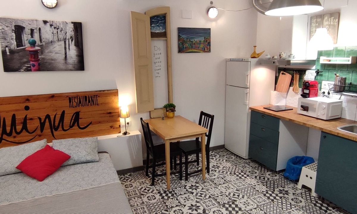 Sant Adria de Besos Apartment | Fully equipped Studio, 15 min. from BCN downtown, 8 min. walk from the beach