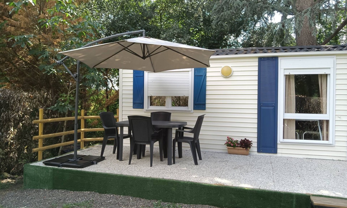 Montestruc-sur-Gers House | Fully equipped and air-conditioned mobile home with private terrace