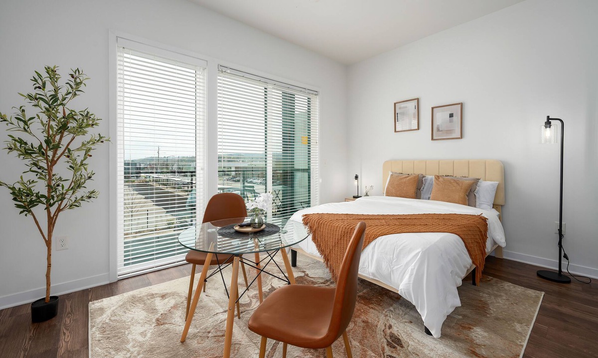 Avondale Apartment | Fully-Equipped Studio Oasis! l Private Balcony