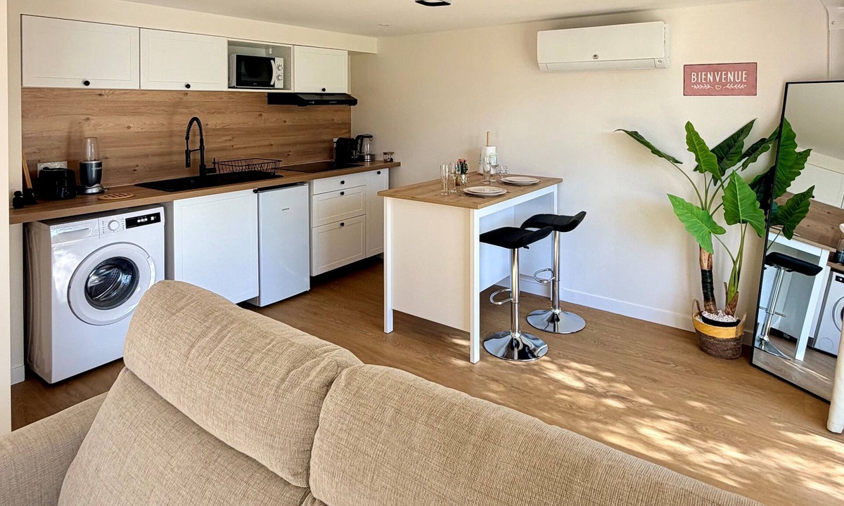 Tarbes Apartment | Fully equipped studio with garden - Quiet & Cosy