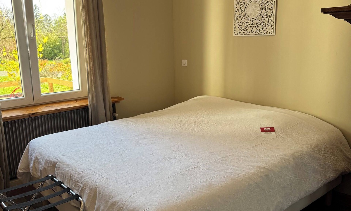 Huby-Saint-Leu Bed & Breakfast | Fully equipped with garden view and private parking, close to the forest