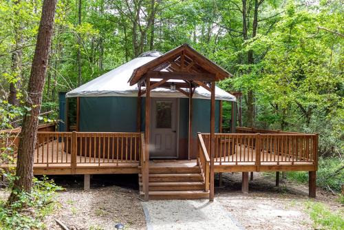 Livingston Other | Fully-Equipped Yurt Rental for Memorable Family Vacations in Livingston, Texas